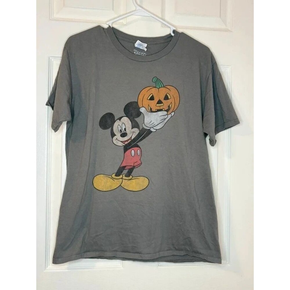 Disney Mickey Mouse Holding Pumpkin T-shirt